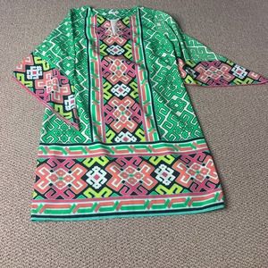 Crown & Ivy‎ Womens Dress Size 4P Green Pink Geometric Kimono Sleeves Shift Work